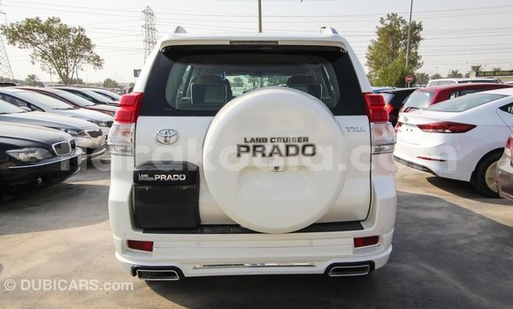 Acheter Import Voiture Toyota Prado Blanc à Import - Dubai, Diana Acheter Import Voiture Toyota Prado Blanc à Import - Dubai, Diana