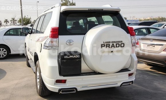 Acheter Import Voiture Toyota Prado Blanc à Import - Dubai, Diana Acheter Import Voiture Toyota Prado Blanc à Import - Dubai, Diana