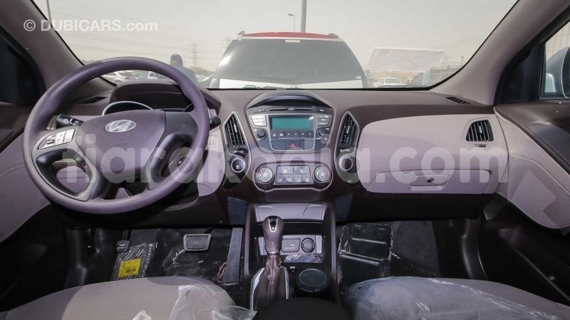 Big with watermark hyundai tucson diana import dubai 4355