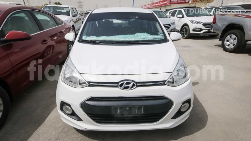 Big with watermark hyundai i10 diana import dubai 4358