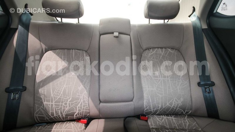 Big with watermark hyundai i10 diana import dubai 4358