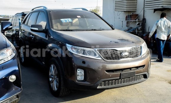 Acheter Import Voiture Kia Sorento Marron à Import - Dubai, Diana Acheter Import Voiture Kia Sorento Marron à Import - Dubai, Diana