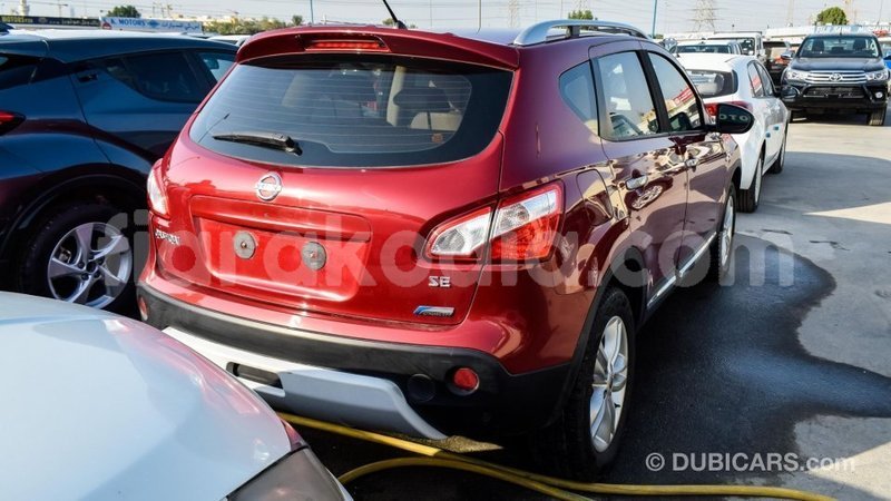 Big with watermark nissan qashqai diana import dubai 4365