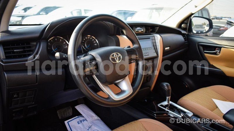 Big with watermark toyota fortuner diana import dubai 4369