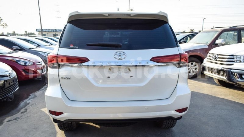 Big with watermark toyota fortuner diana import dubai 4369