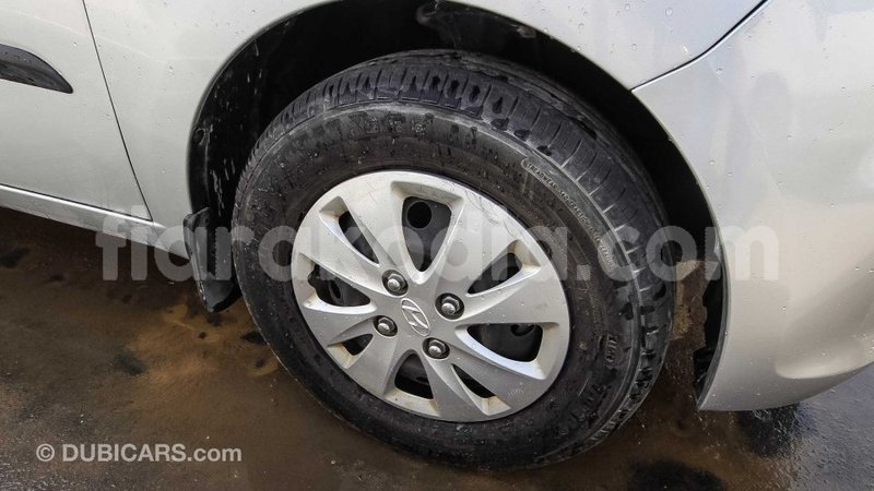 Big with watermark hyundai i10 diana import dubai 4371