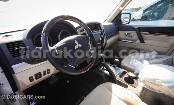 Hividy Mitsubishi Pajero fotsy Car in Import - Dubai in Diana Hividy Mitsubishi Pajero fotsy Car in Import - Dubai in Diana
