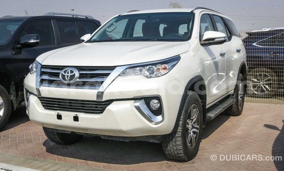 Hividy Toyota Fortuner fotsy Car in Import - Dubai in Diana Hividy Toyota Fortuner fotsy Car in Import - Dubai in Diana