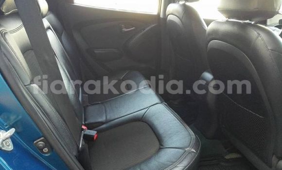 Acheter Occasion Voiture Hyundai ix35 Bleu à Antananarivo, Analamanga Acheter Occasion Voiture Hyundai ix35 Bleu à Antananarivo, Analamanga
