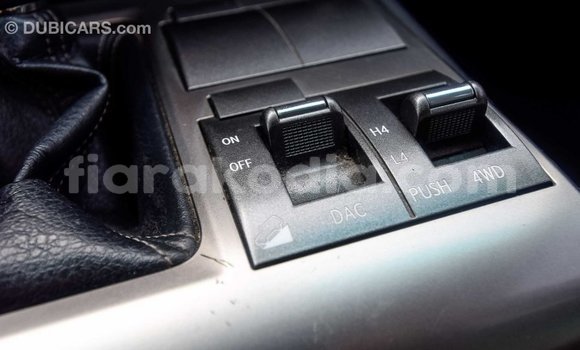 Acheter Import Voiture Lexus GX Noir à Import - Dubai, Diana Acheter Import Voiture Lexus GX Noir à Import - Dubai, Diana