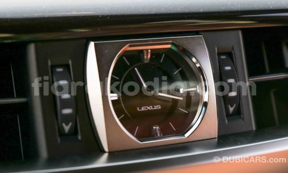 Acheter Import Voiture Lexus LX Blanc à Import - Dubai, Diana Acheter Import Voiture Lexus LX Blanc à Import - Dubai, Diana