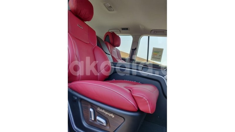 Big with watermark toyota land cruiser diana import dubai 4396