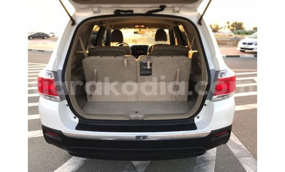 Hividy Toyota Highlander fotsy Car in Import - Dubai in Diana Hividy Toyota Highlander fotsy Car in Import - Dubai in Diana
