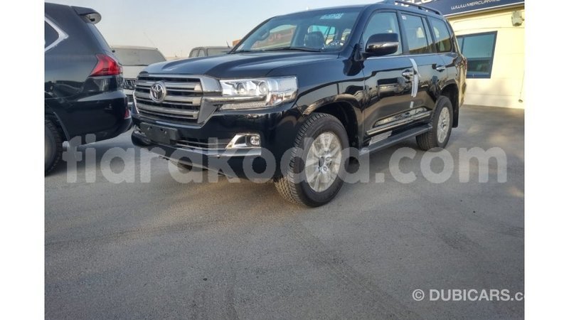 Big with watermark toyota land cruiser diana import dubai 4408