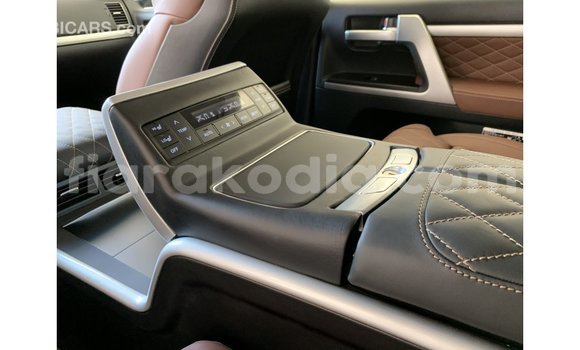 Acheter Import Voiture Toyota Land Cruiser Noir à Import - Dubai, Diana Acheter Import Voiture Toyota Land Cruiser Noir à Import - Dubai, Diana