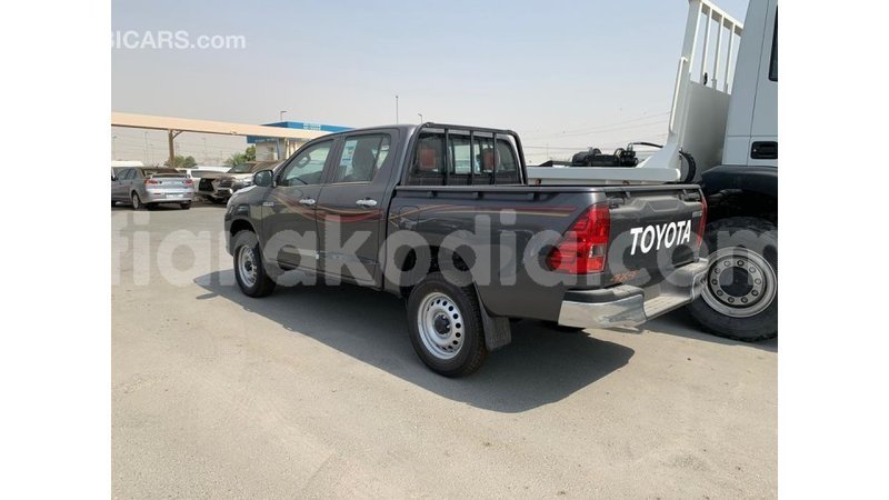 Big with watermark toyota hilux diana import dubai 4409