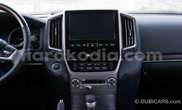 Acheter Import Voiture Toyota Land Cruiser Noir à Import - Dubai, Diana Acheter Import Voiture Toyota Land Cruiser Noir à Import - Dubai, Diana