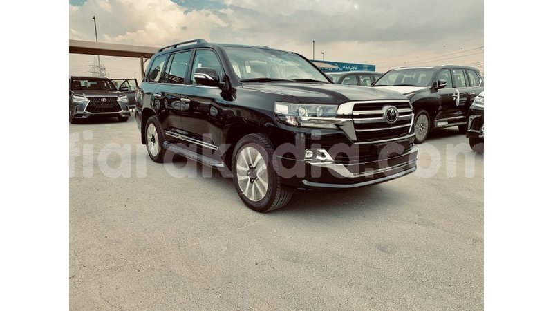 Big with watermark toyota land cruiser diana import dubai 4429