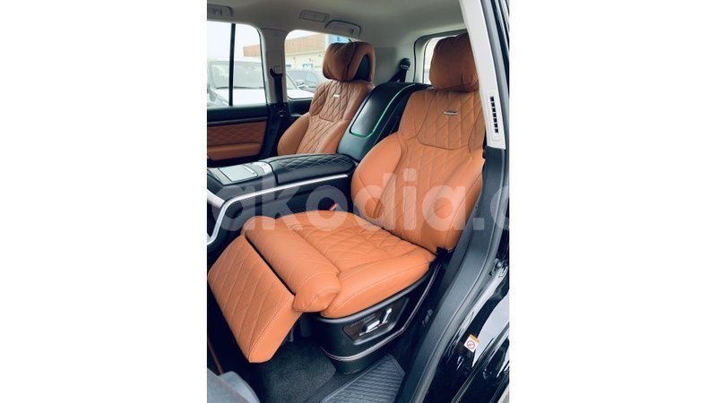 Big with watermark toyota land cruiser diana import dubai 4429