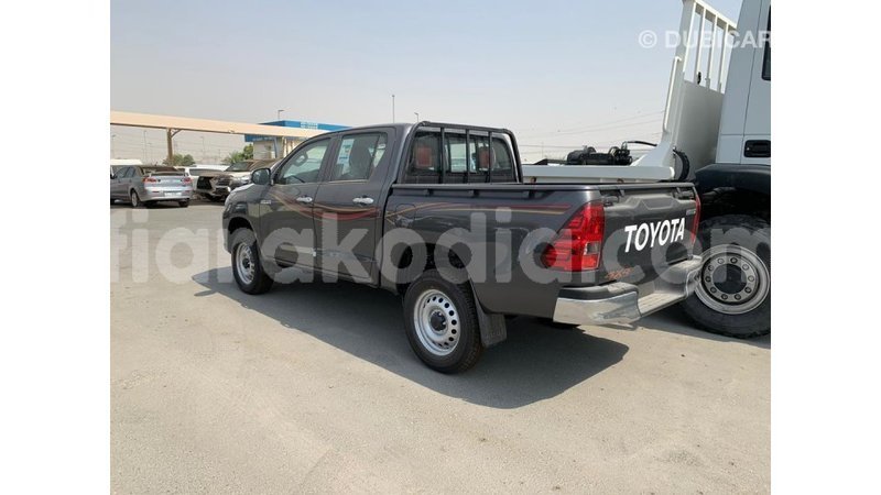 Big with watermark toyota hilux diana import dubai 4431