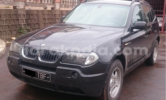 Acheter Occasion Voiture BMW 3-Series Noir à Antananarivo au Analamanga Acheter Occasion Voiture BMW 3-Series Noir à Antananarivo au Analamanga