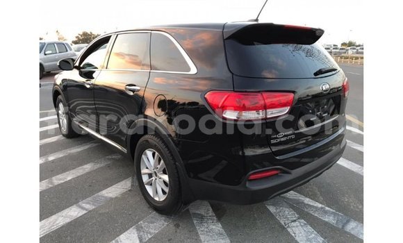 Acheter Import Voiture Kia Sorento Noir à Import - Dubai, Diana Acheter Import Voiture Kia Sorento Noir à Import - Dubai, Diana