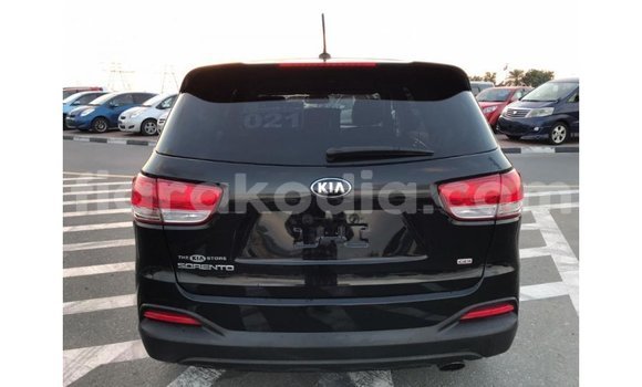 Acheter Import Voiture Kia Sorento Noir à Import - Dubai, Diana Acheter Import Voiture Kia Sorento Noir à Import - Dubai, Diana