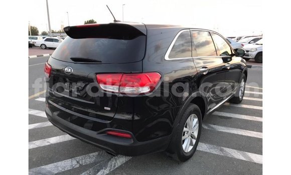 Acheter Import Voiture Kia Sorento Noir à Import - Dubai, Diana Acheter Import Voiture Kia Sorento Noir à Import - Dubai, Diana