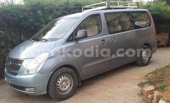 Acheter Occasion Voiture Hyundai H1 Autre à Antananarivo au Analamanga Acheter Occasion Voiture Hyundai H1 Autre à Antananarivo au Analamanga