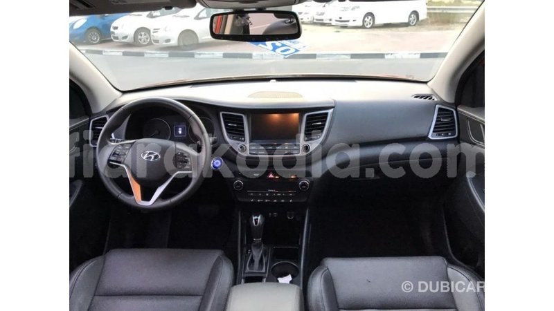 Big with watermark hyundai tucson diana import dubai 4441