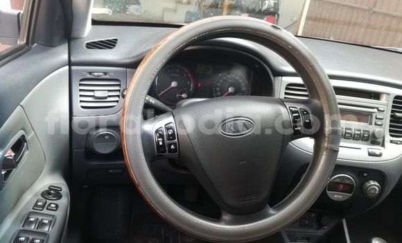 Buy Used Kia Pride Silver Car in Antananarivo in Analamanga Buy Used Kia Pride Silver Car in Antananarivo in Analamanga