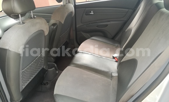 Buy Used Kia Pride Silver Car in Antananarivo in Analamanga Buy Used Kia Pride Silver Car in Antananarivo in Analamanga
