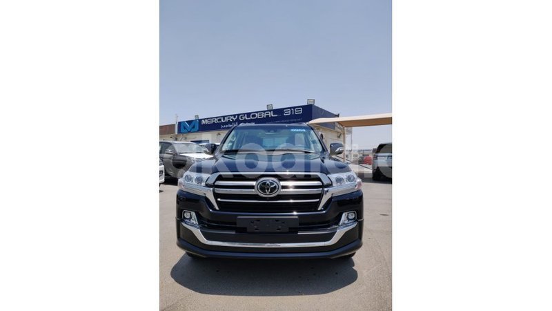 Big with watermark toyota land cruiser diana import dubai 4447