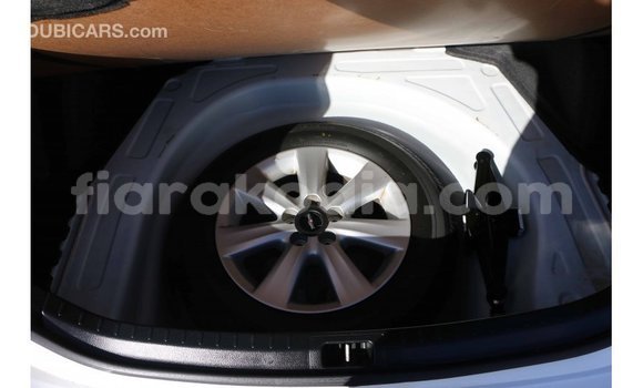 Hividy Toyota Corolla fotsy Car in Import - Dubai in Diana Hividy Toyota Corolla fotsy Car in Import - Dubai in Diana