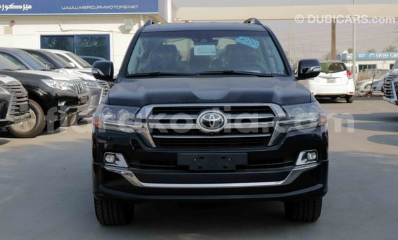 Acheter Import Voiture Toyota Land Cruiser Noir à Import - Dubai, Diana Acheter Import Voiture Toyota Land Cruiser Noir à Import - Dubai, Diana