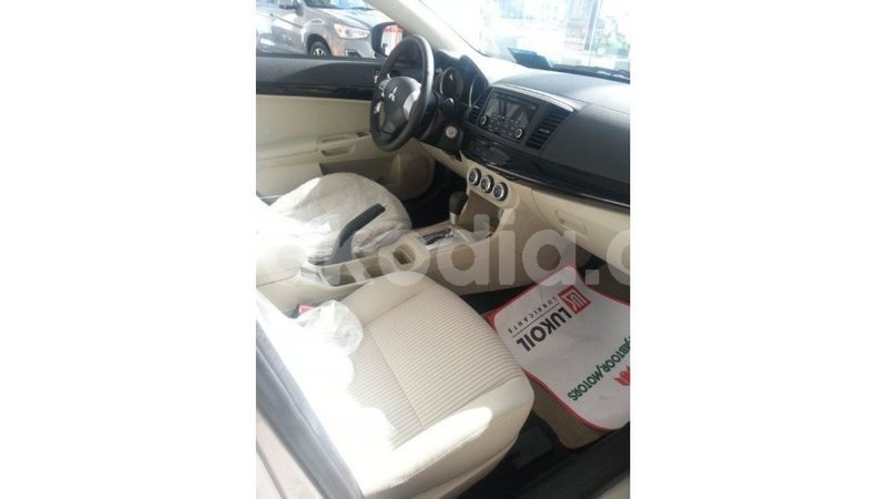 Big with watermark mitsubishi l200 diana import dubai 4456