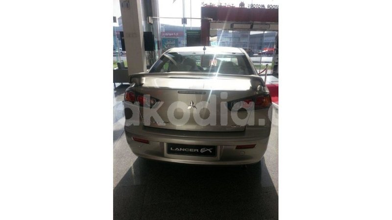 Big with watermark mitsubishi l200 diana import dubai 4456