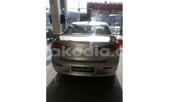 Acheter Import Voiture Mitsubishi L200 Autre à Import - Dubai, Diana Acheter Import Voiture Mitsubishi L200 Autre à Import - Dubai, Diana