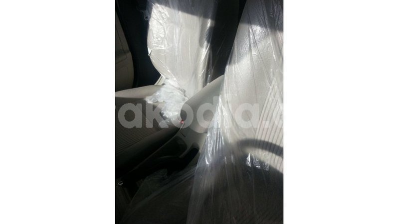 Big with watermark mitsubishi l200 diana import dubai 4456