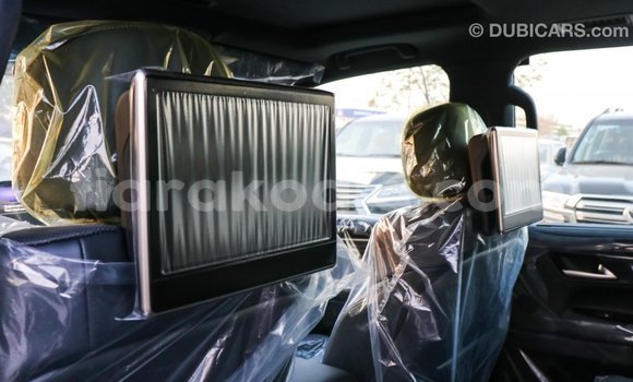 Acheter Import Voiture Lexus LX Bleu à Import - Dubai, Diana Acheter Import Voiture Lexus LX Bleu à Import - Dubai, Diana