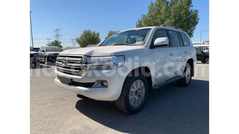 Big with watermark toyota land cruiser diana import dubai 4460