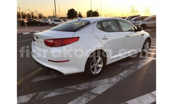 Acheter Import Voiture Kia Optima Blanc à Import - Dubai, Diana Acheter Import Voiture Kia Optima Blanc à Import - Dubai, Diana