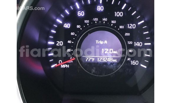 Acheter Import Voiture Kia Optima Blanc à Import - Dubai, Diana Acheter Import Voiture Kia Optima Blanc à Import - Dubai, Diana