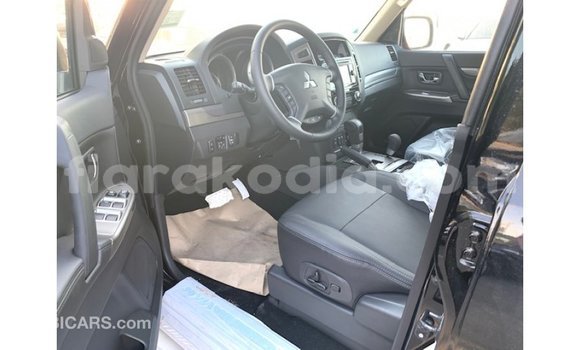 Hividy Mitsubishi Pajero Black Car in Import - Dubai in Diana Hividy Mitsubishi Pajero Black Car in Import - Dubai in Diana