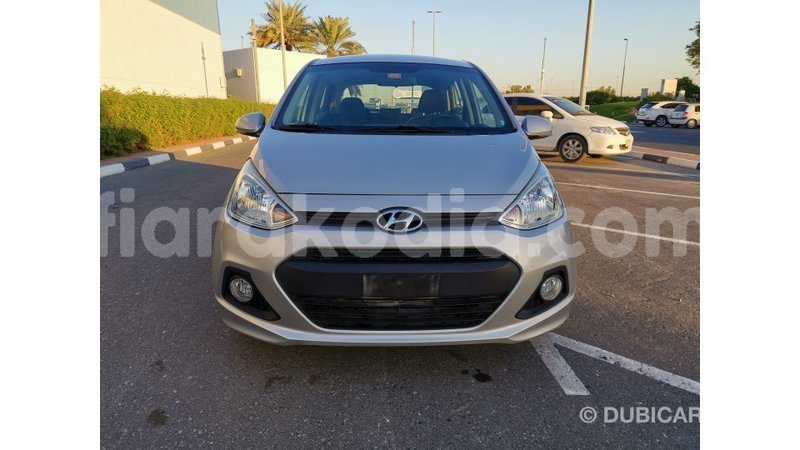 Big with watermark hyundai i10 diana import dubai 4471