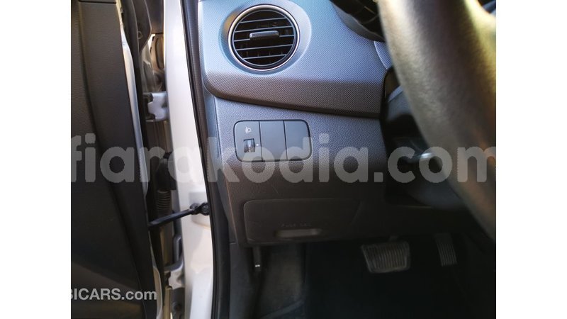 Big with watermark hyundai i10 diana import dubai 4471