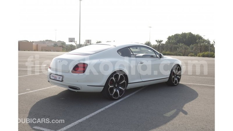 Big with watermark bentley continental diana import dubai 4474