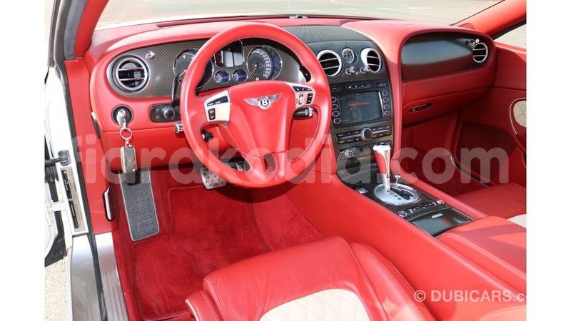 Big with watermark bentley continental diana import dubai 4474