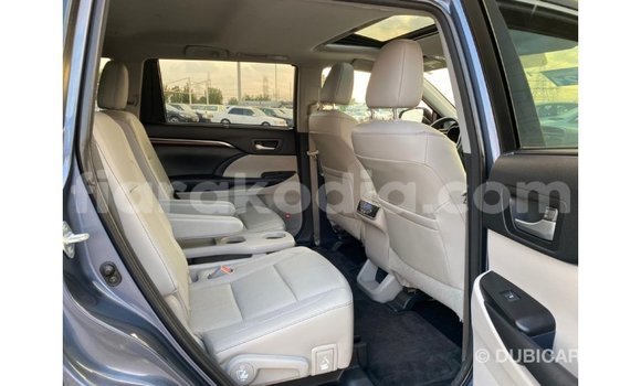 Buy Import Toyota Highlander Blue Car in Import - Dubai in Diana Buy Import Toyota Highlander Blue Car in Import - Dubai in Diana