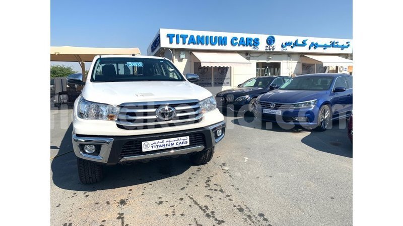 Big with watermark toyota hilux diana import dubai 4490